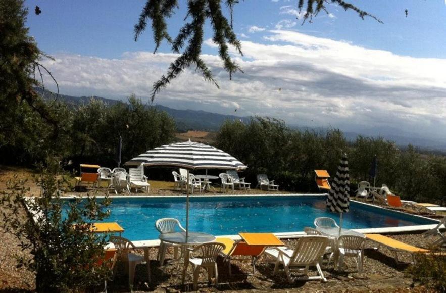 Agriturismo Il Palazzaccio Villa Galliano Ngoại thất bức ảnh